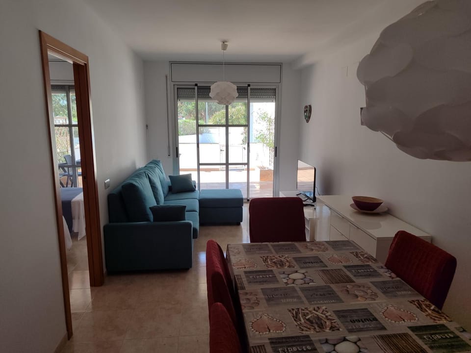 Birds&Nature House in Montsià