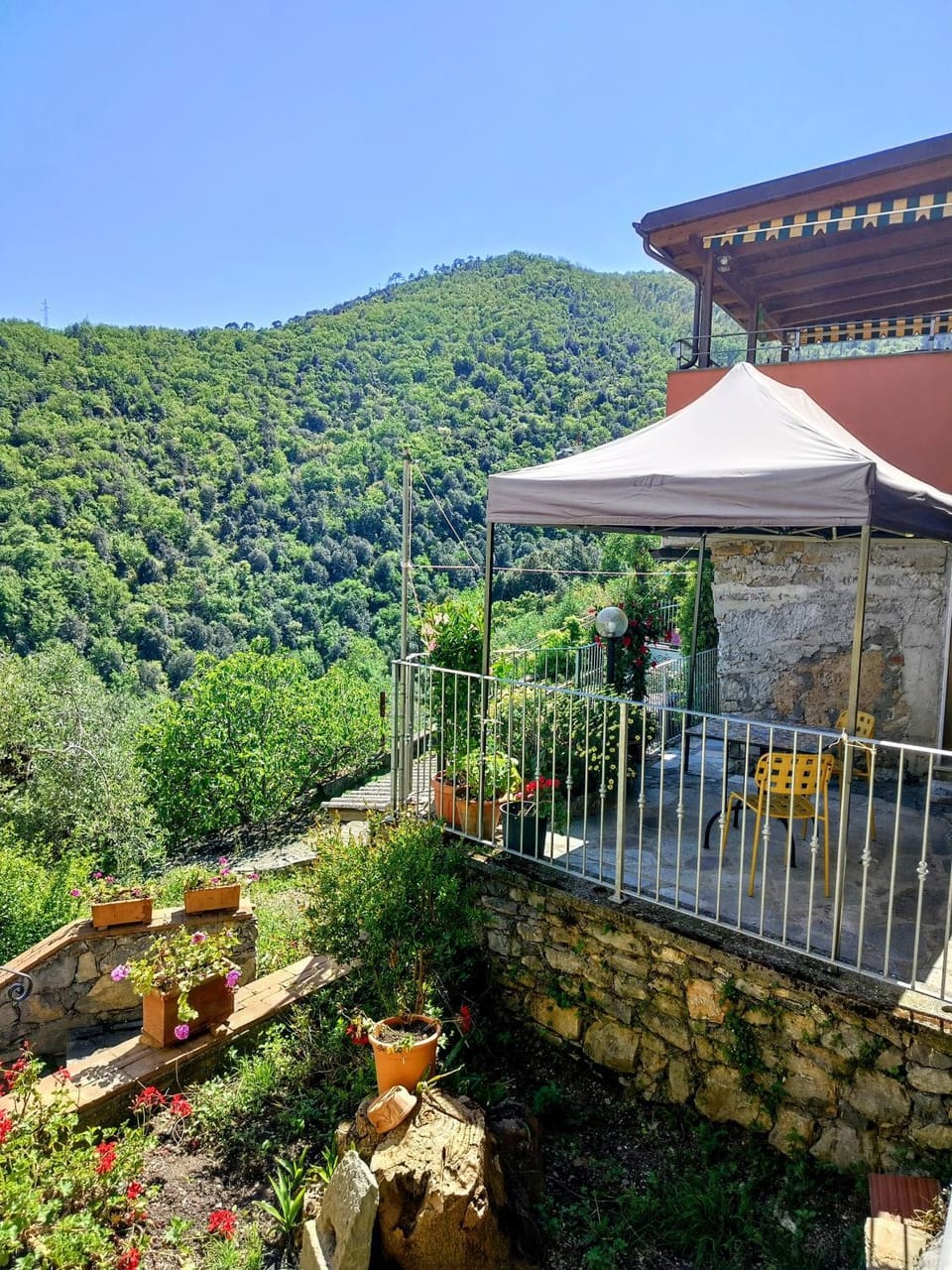 LA STANZA SUL GOLFO DEI POETI Bed and Breakfast in La Spezia