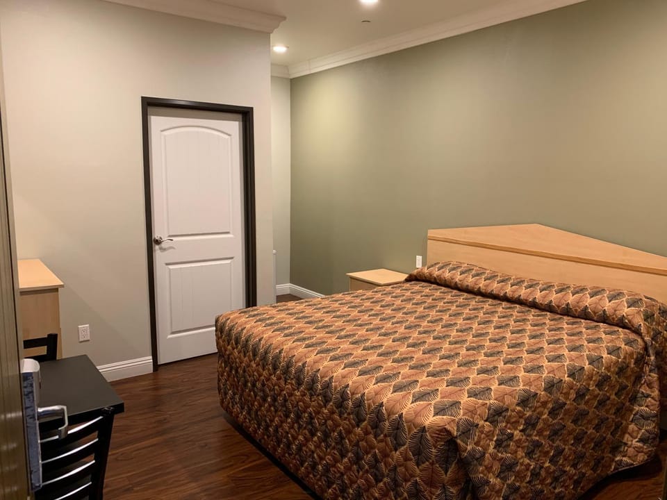 El Rey Inn - LAX Hotel in Gardena