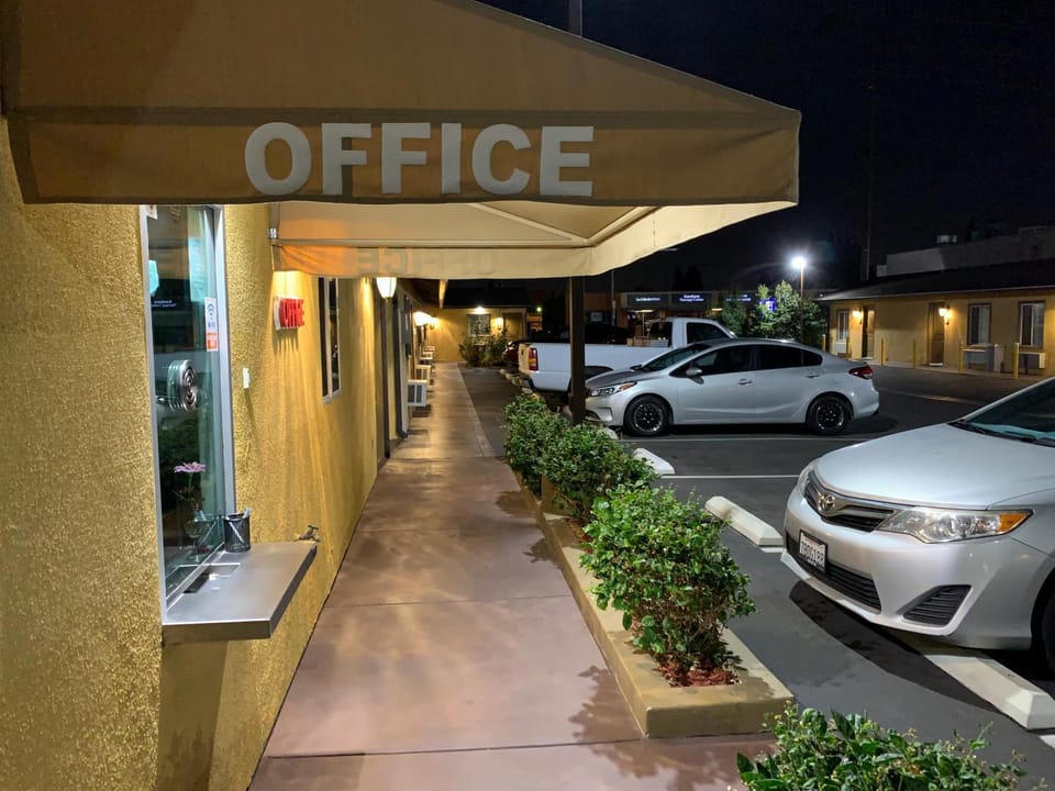 Property building, Night