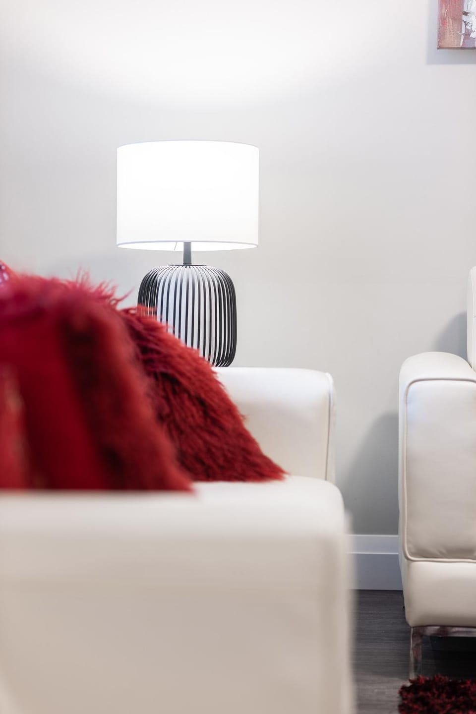 ENTIRE 2 BEDROOM APARTMENT UPTOWN WATERLOO - e1 Apartment in Waterloo
