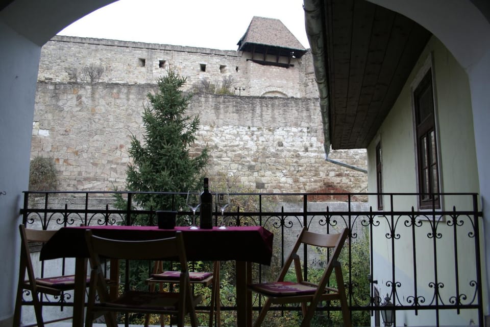 Arany Barokk Apartman Apartment in Slovakia
