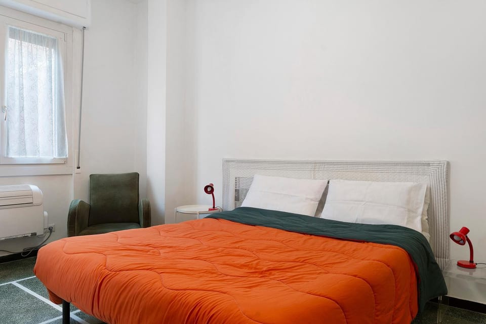 Living room, Bedroom