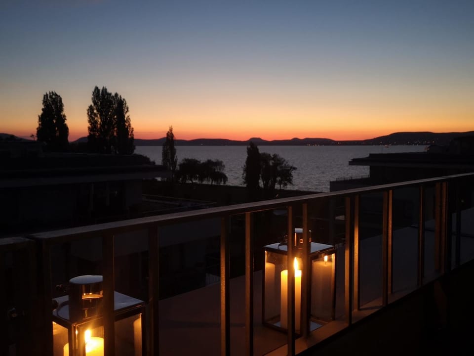 Balcony/Terrace, Sunset