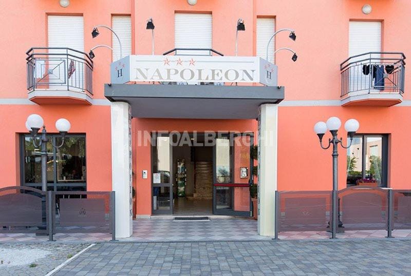 Property building, Facade/entrance, Property logo or sign