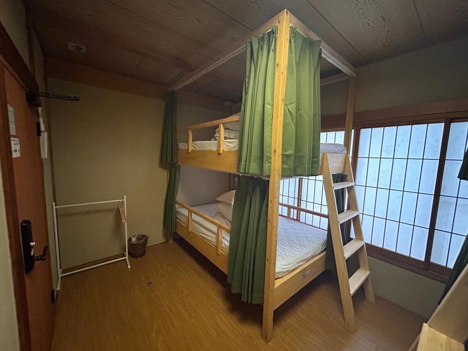 Photo of the whole room, Bedroom, bunk bed