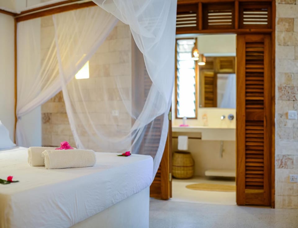 Bed, Bathroom