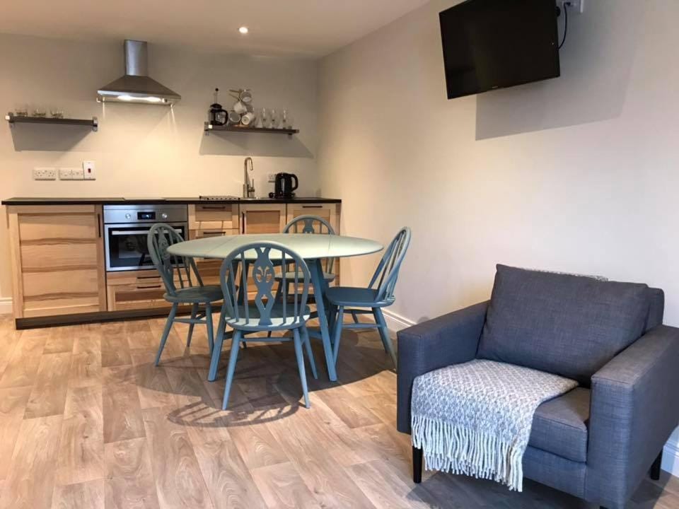 Bush House Accommodation - The Courthouse Apartment Apartment in Northern Ireland