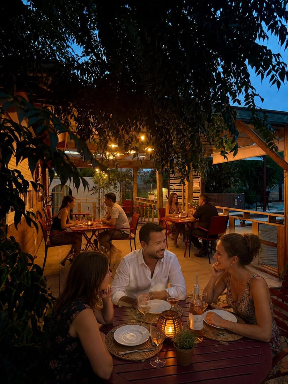 Patio, Restaurant/places to eat