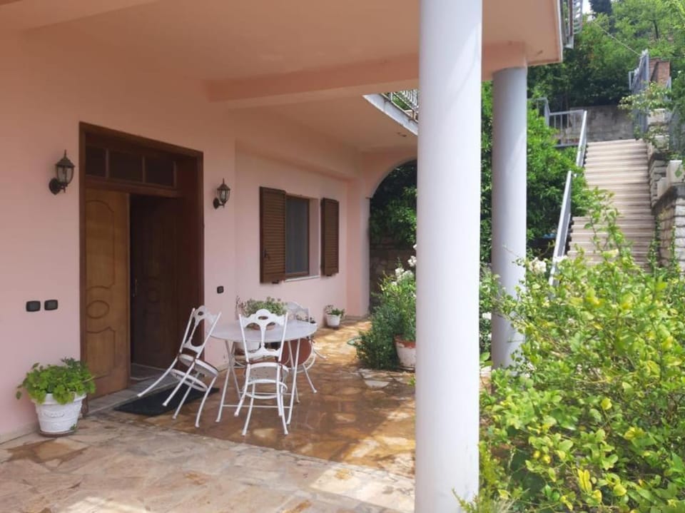 Patio, Garden, Garden view