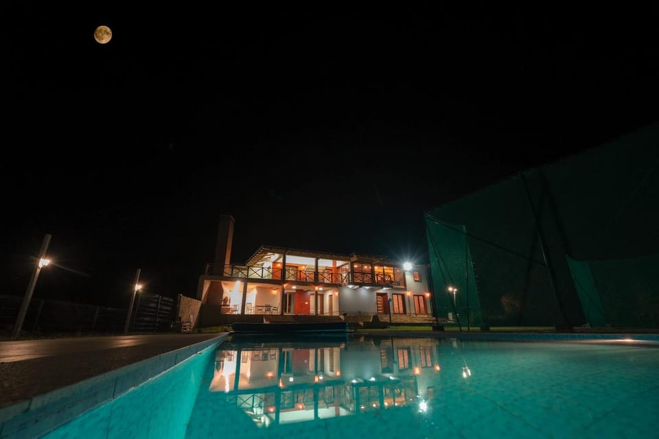 Property building, Pool view, Swimming pool