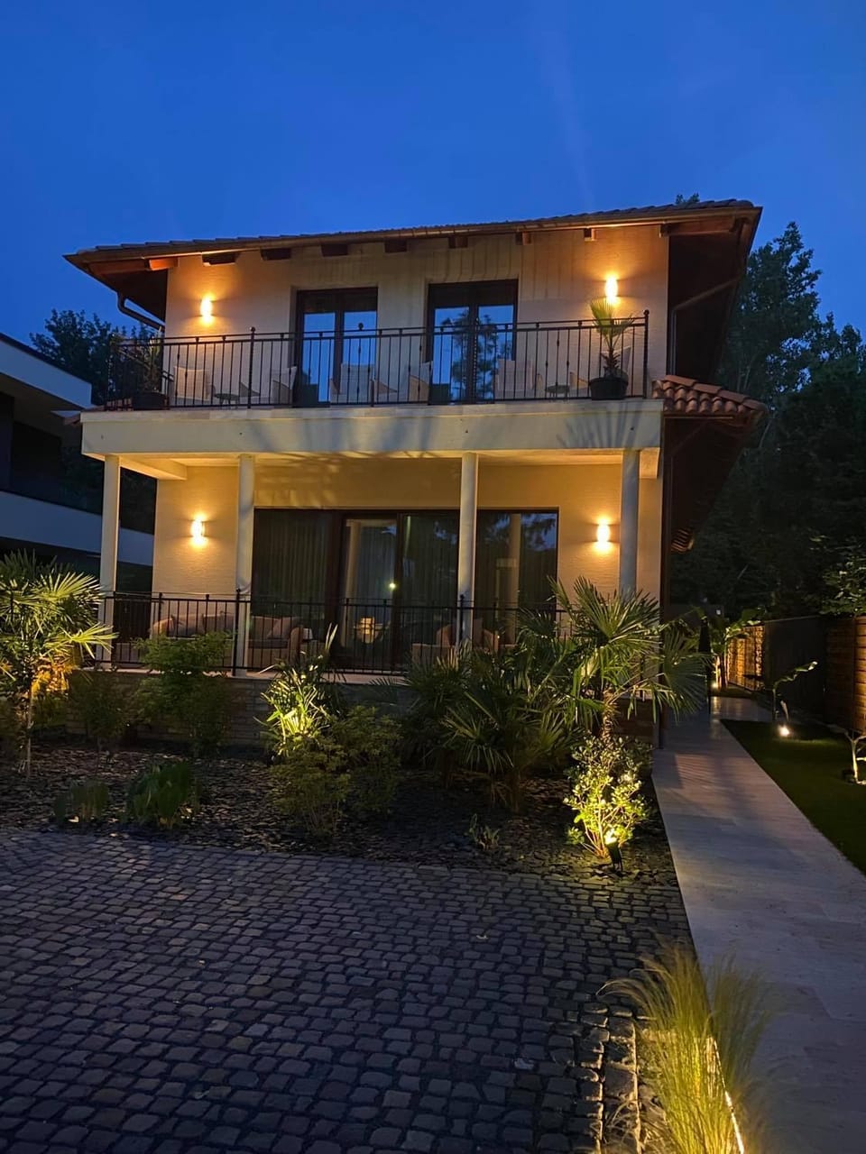 Property building, Garden