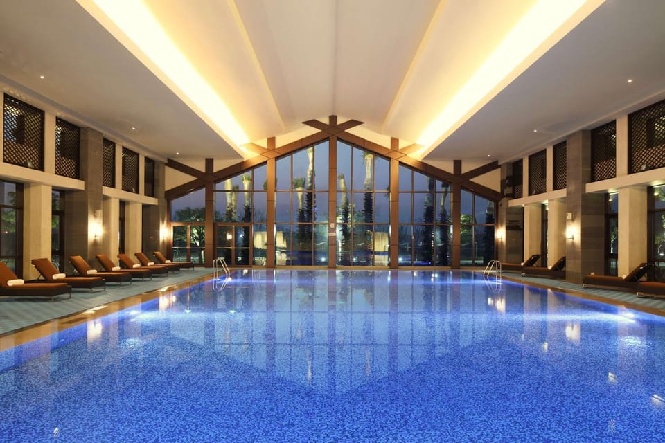 Pool view, Swimming pool