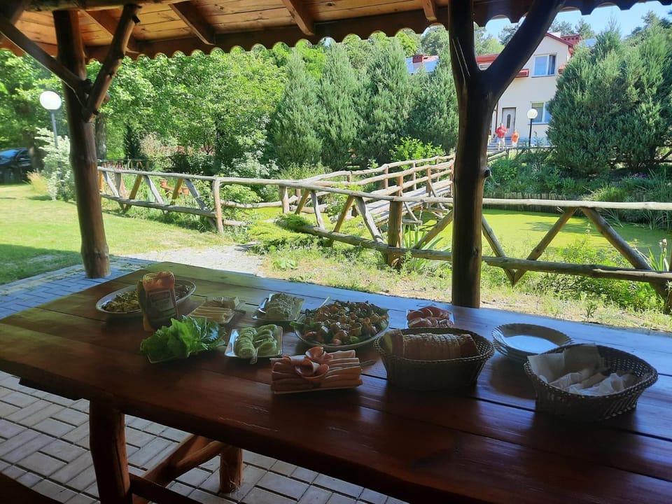 Garden, View (from property/room), Balcony/Terrace, Food and drinks, Food, Garden view