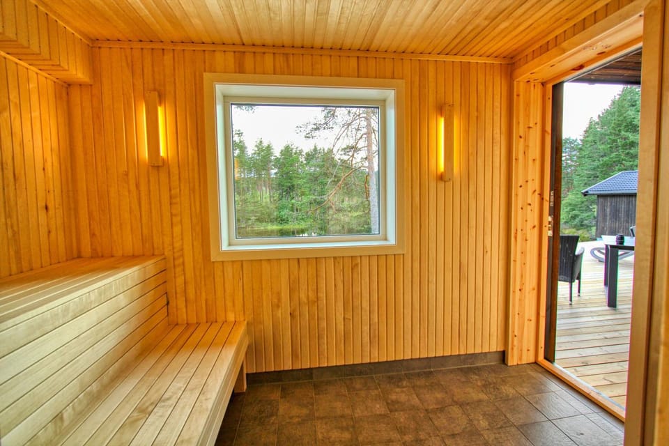 Sauna, On site
