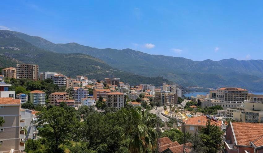 LUKA Apartment in Budva Municipality