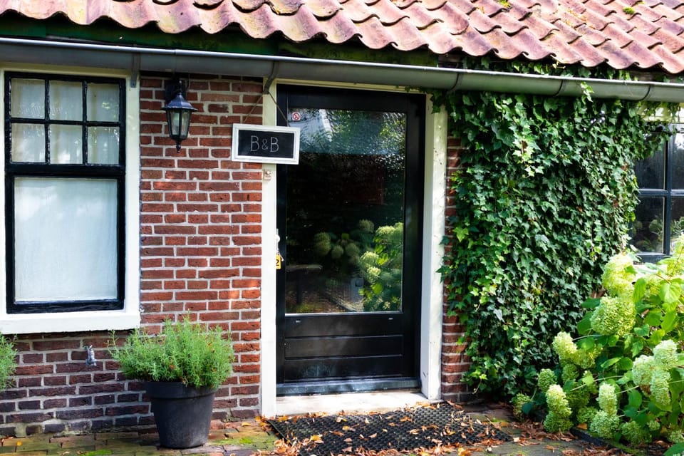 Bed & Breakfast Uiterburen Bed and Breakfast in Drenthe (province)