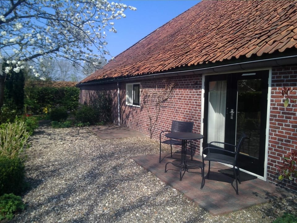 Bed & Breakfast Uiterburen Bed and Breakfast in Drenthe (province)