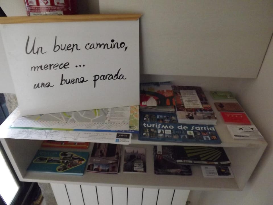 Text overlay, group of guests