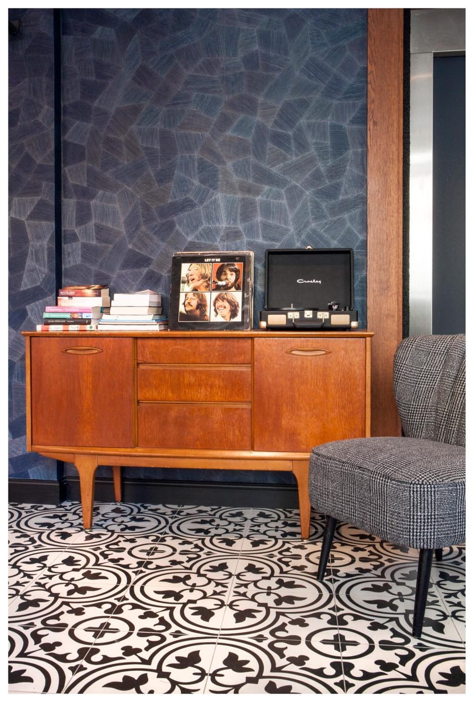 Living room, Decorative detail