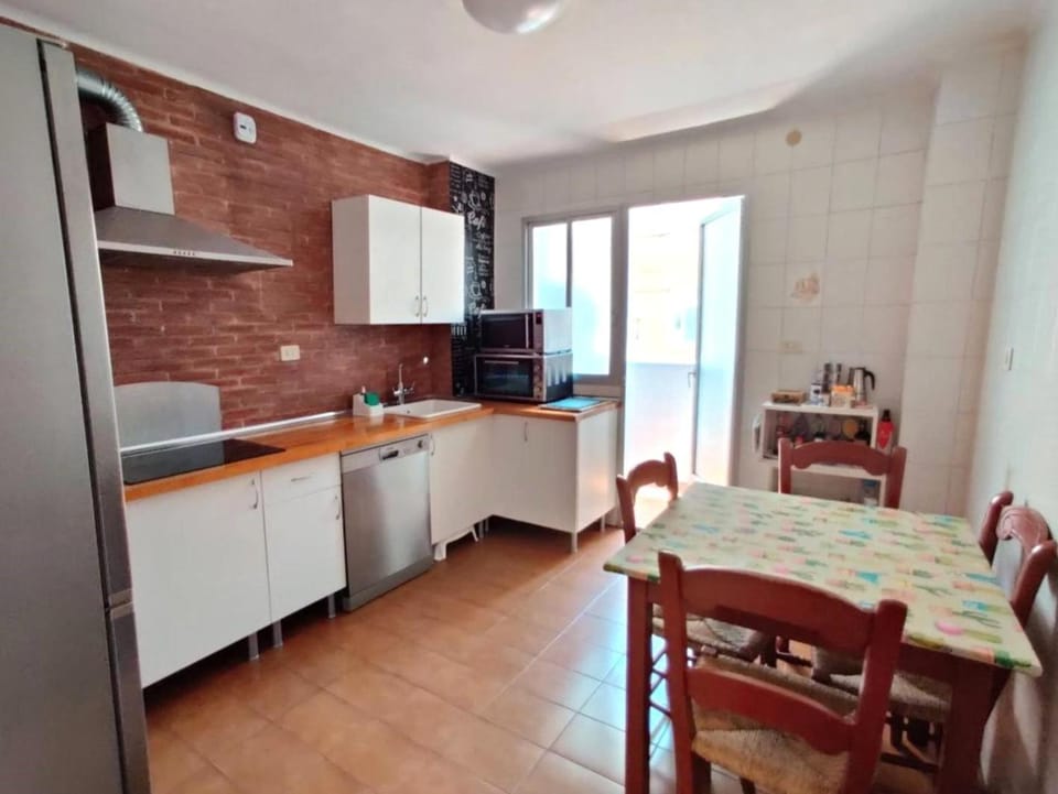 dishwasher, oven, stove, kitchen