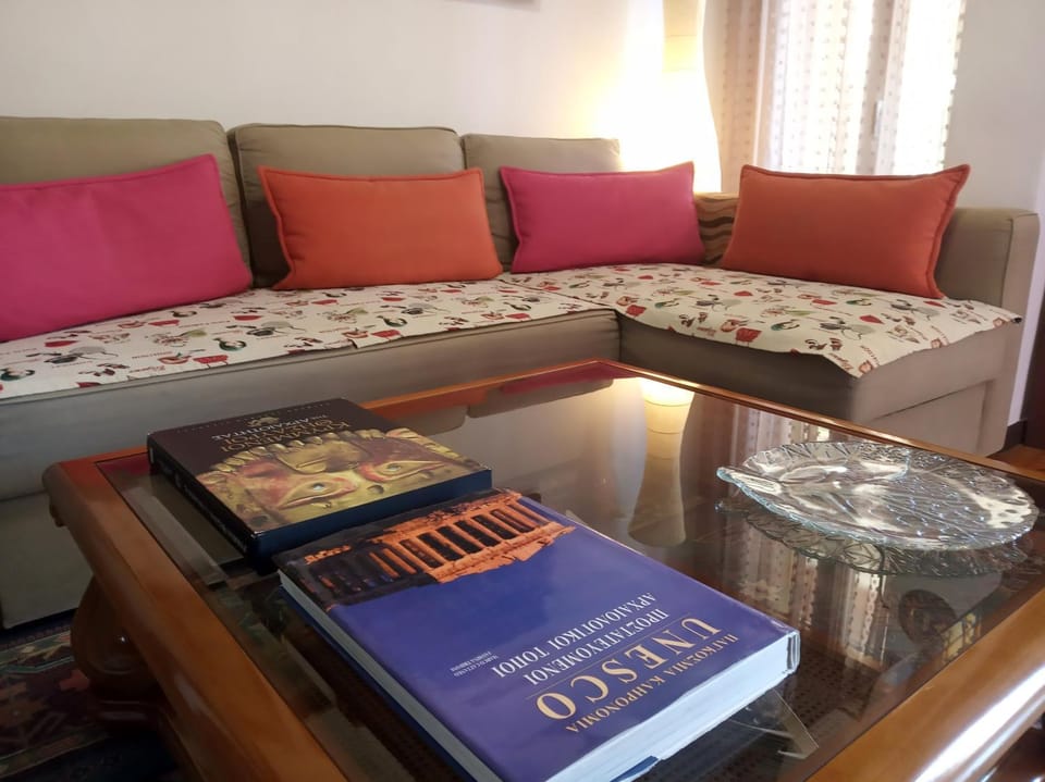 Cosy Penthouse -up to 6 guests- in the City Centre! Apartment in Thessaloniki