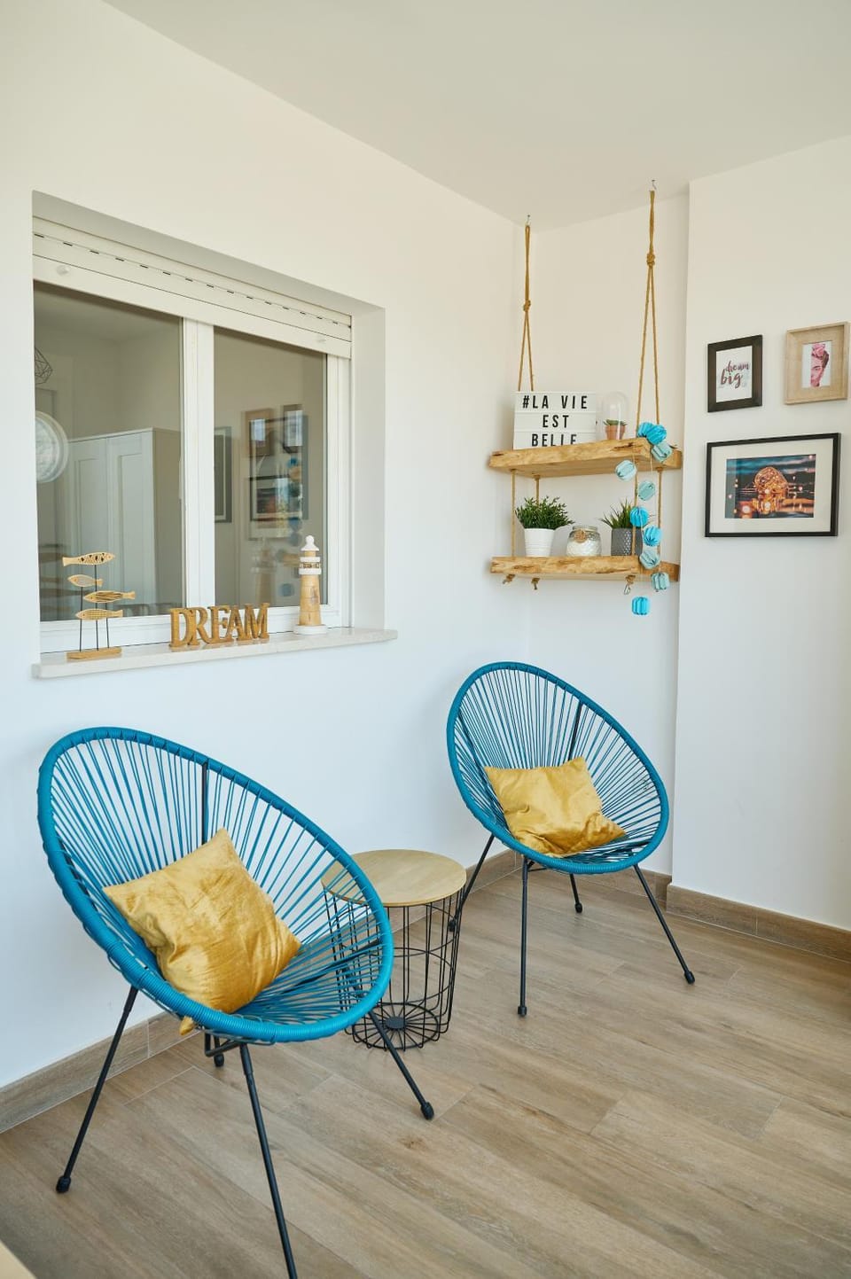 Seating area