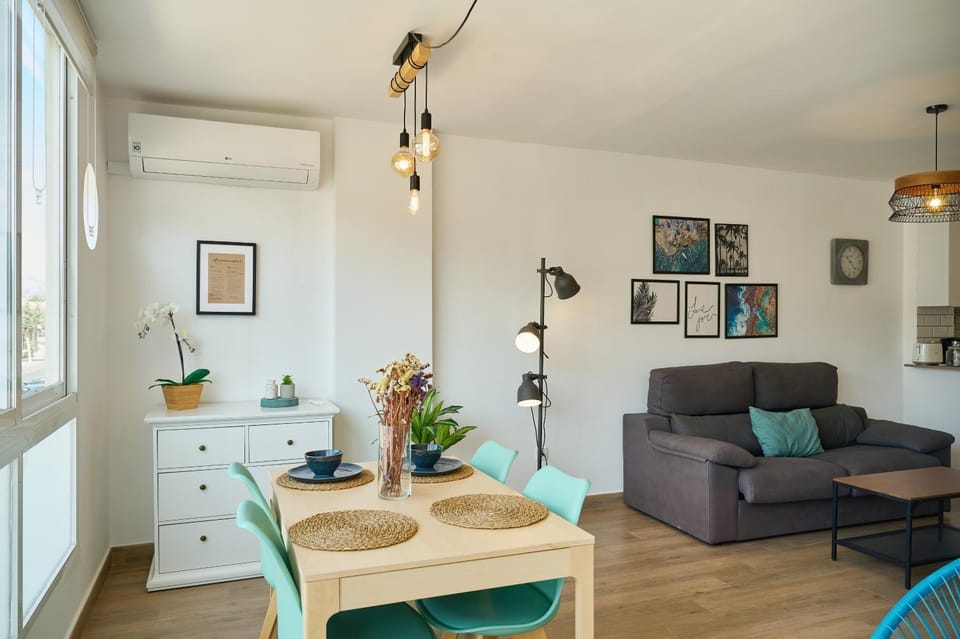 Dining area, air conditioner