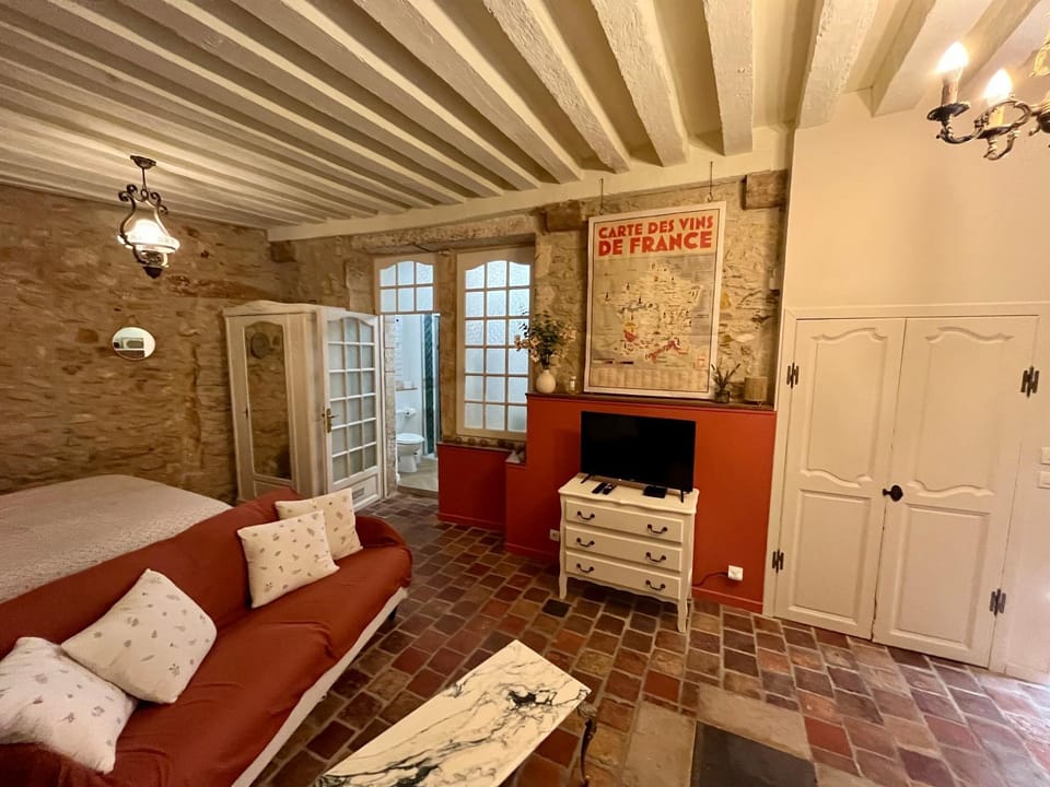 Studio Bardin Apartment in La Charité-sur-Loire