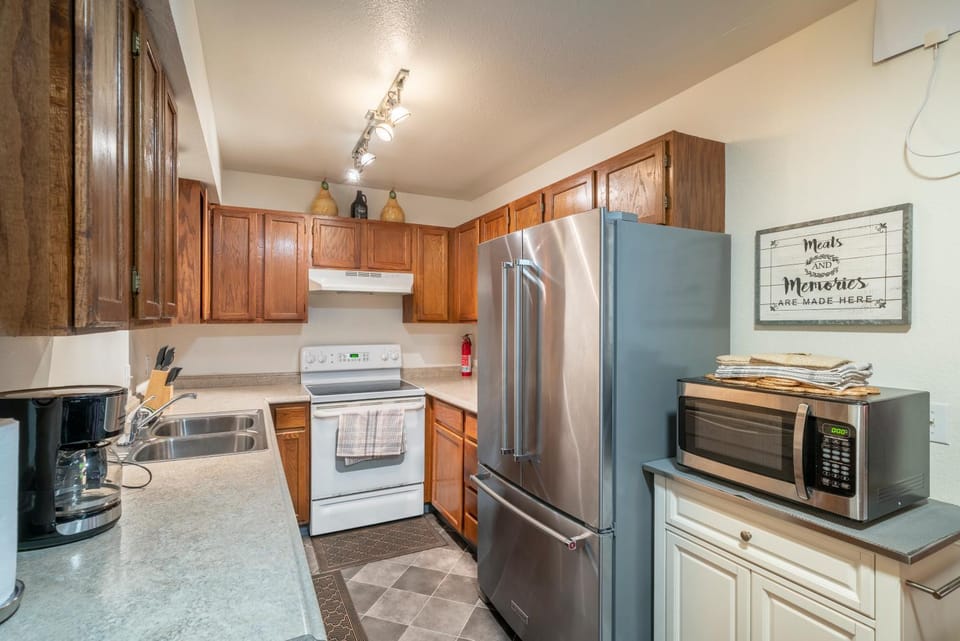Polar Bear Den Apartment in Anchorage