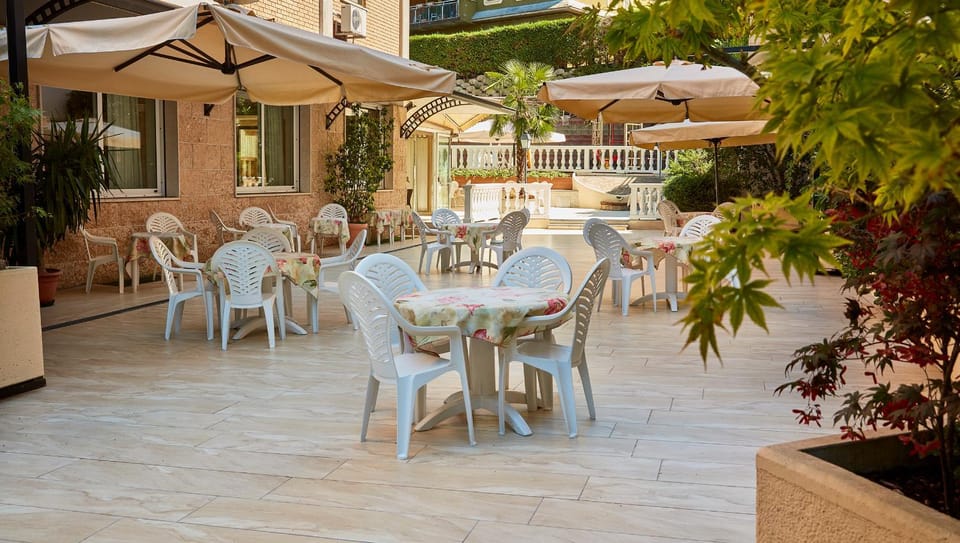 Garden, Area and facilities