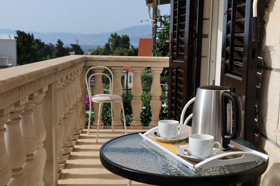 Coffee/tea facilities, Balcony/Terrace