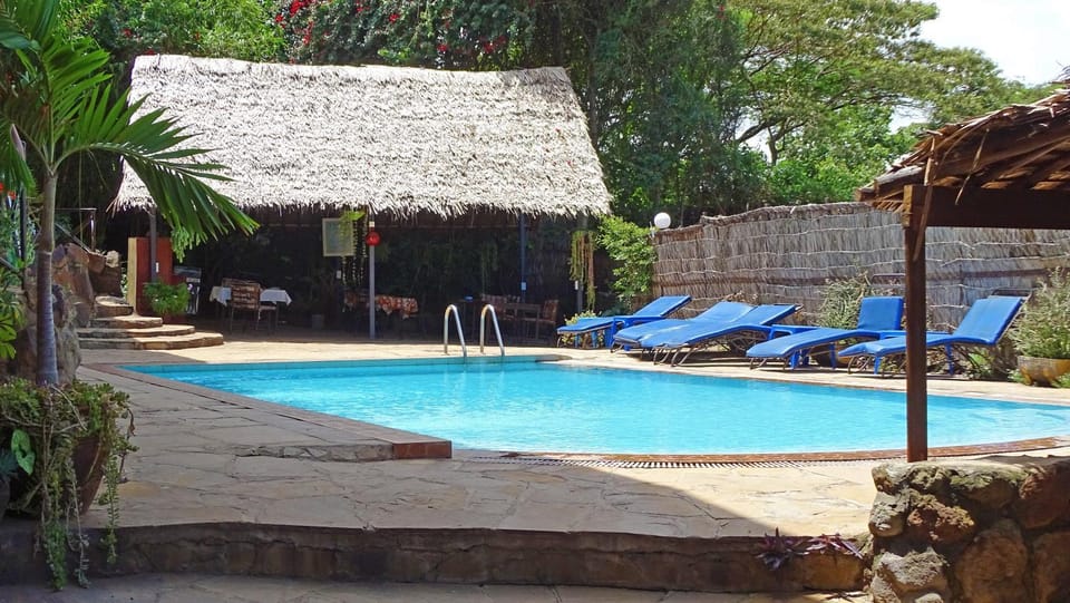Swimming pool