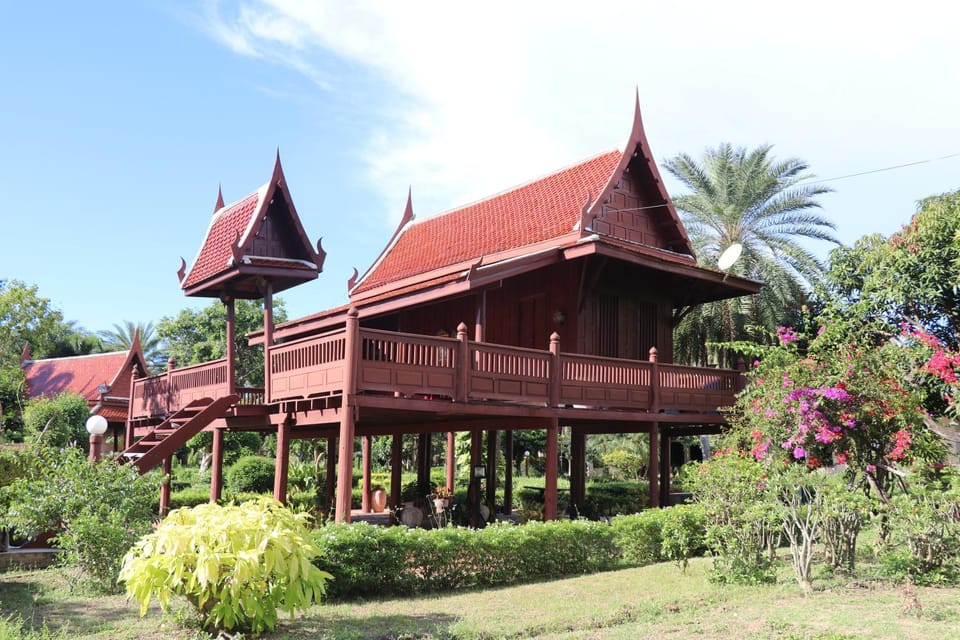 บ้านไทยรีสอร์ท Hotel in Thailand