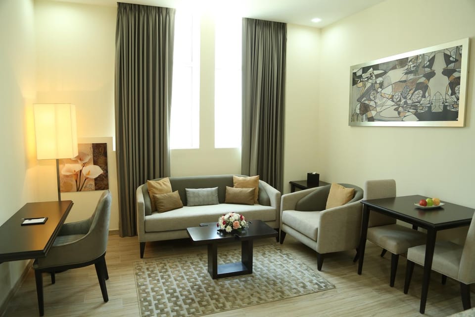 Living room, Living room, Seating area, Dining area