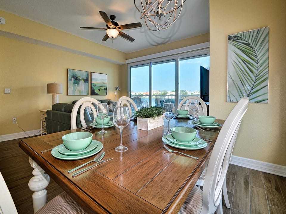 Sandpiper's Cove 203 Luxury Waterfront 3 Bedroom 2 Bath Condo 23130 Apartment in Clearwater Beach