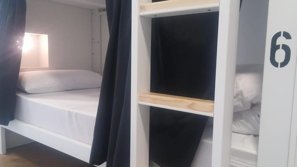 R4Hostel Bed and Breakfast in Vigo