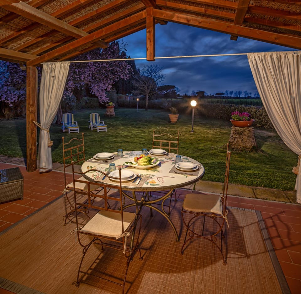 Villino Mary House in Tuscany