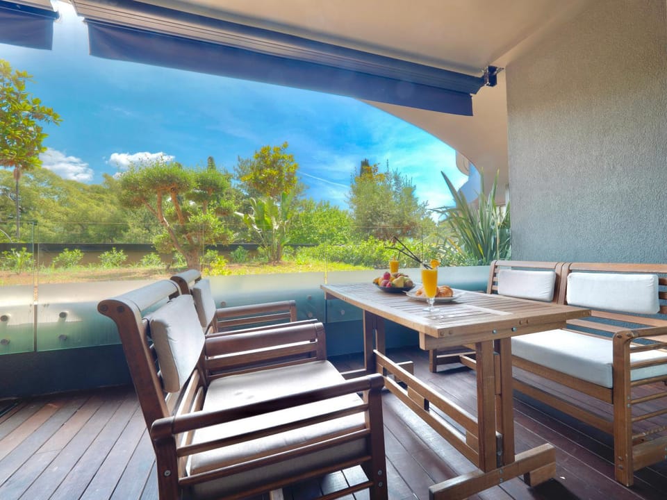 Patio, Balcony/Terrace, Drinks