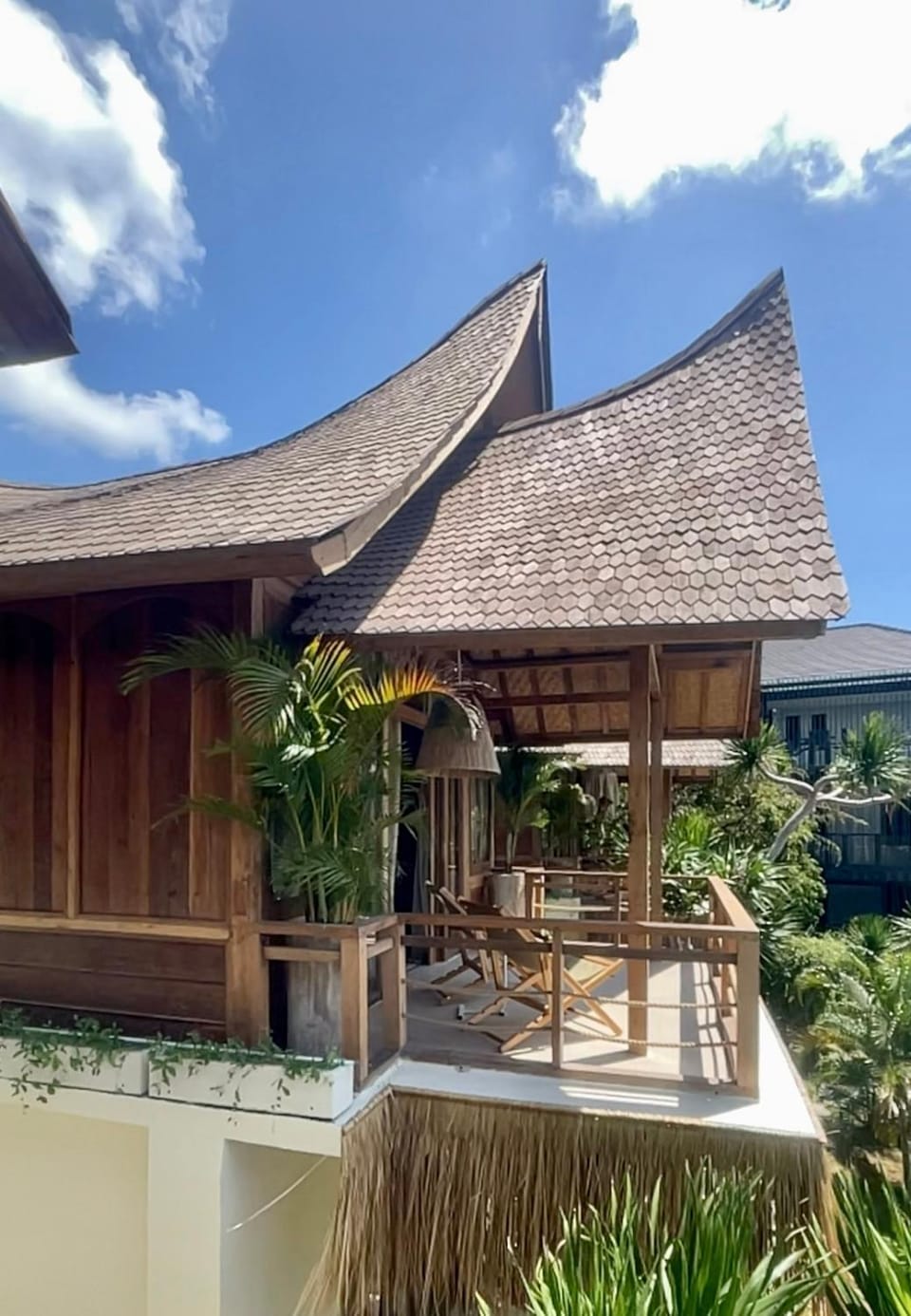 Property building, Balcony/Terrace, Seating area, Garden view, Pool view, Sea view