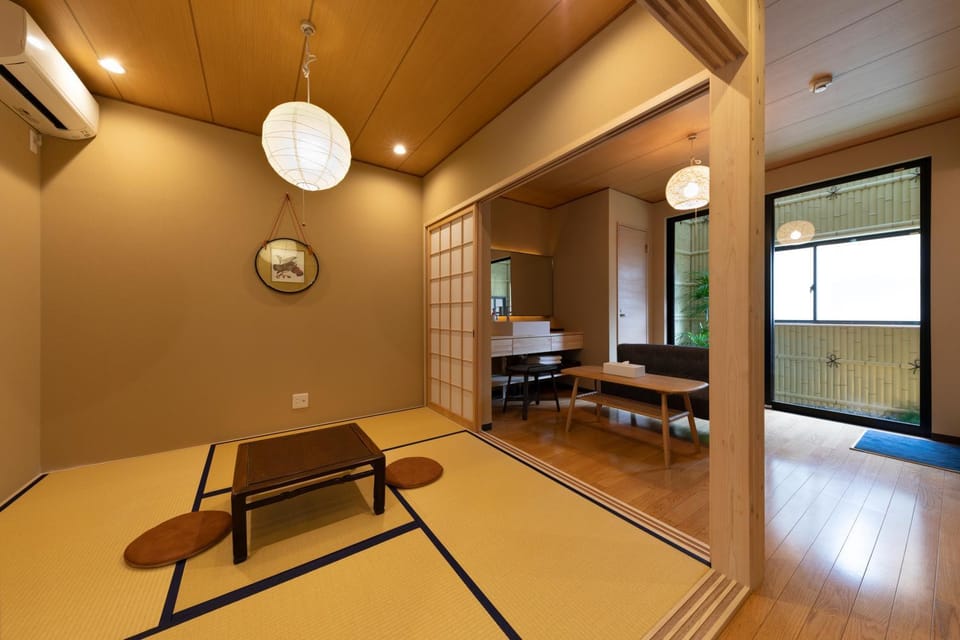 Shirakabanoyado - SHIOKUSA, 白樺の宿 - 塩草 Villa in Osaka