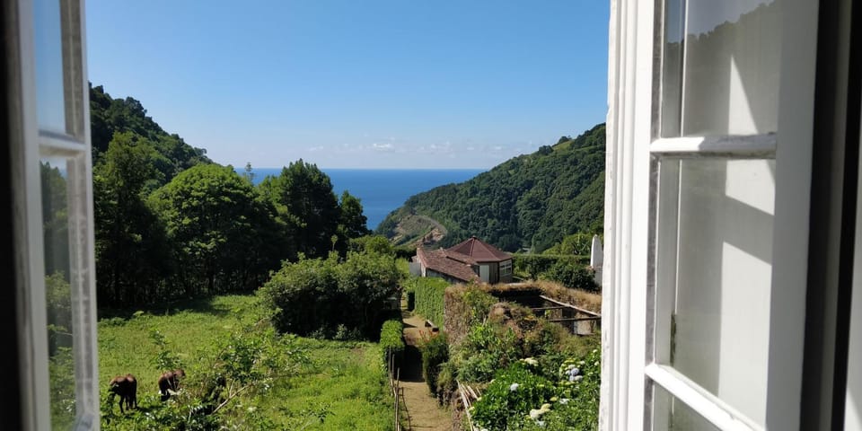 Property building, Balcony/Terrace, Garden view, Mountain view, Sea view
