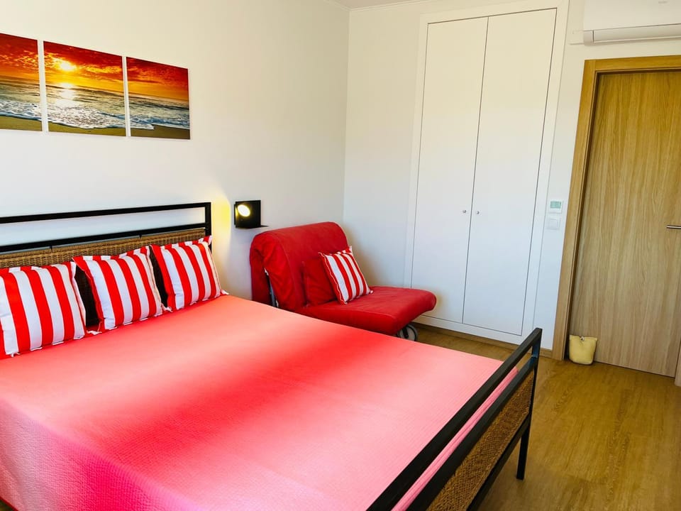 Praia da Rocha - Beach Apartment - Sea View - 2 min to beach Apartment in Portimao