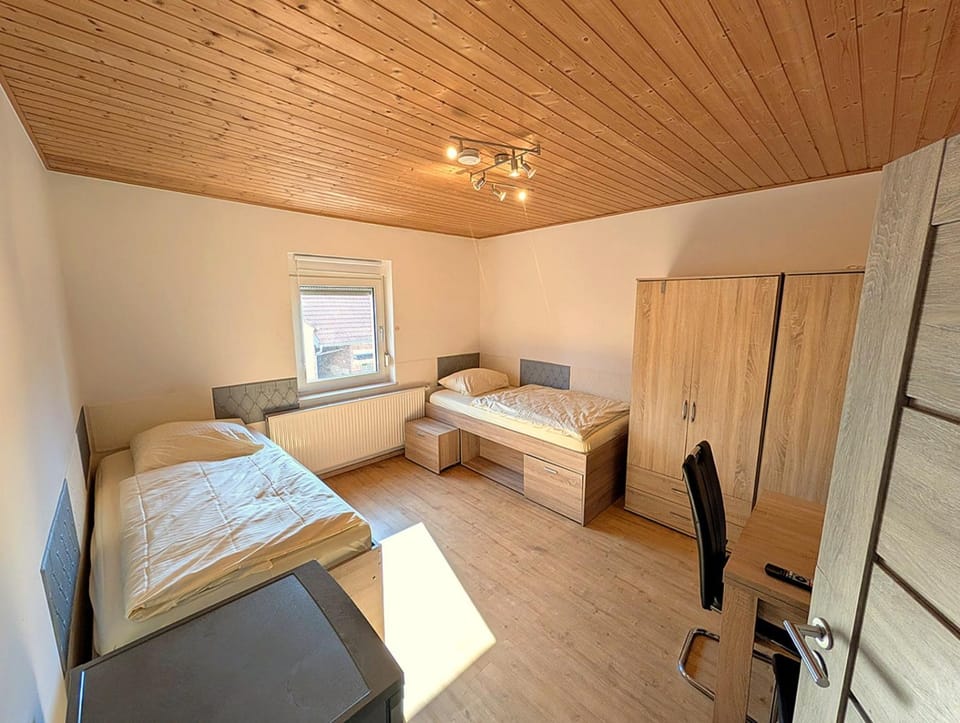 Bed, Bedroom, wardrobe