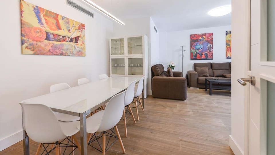 Living room, Dining area
