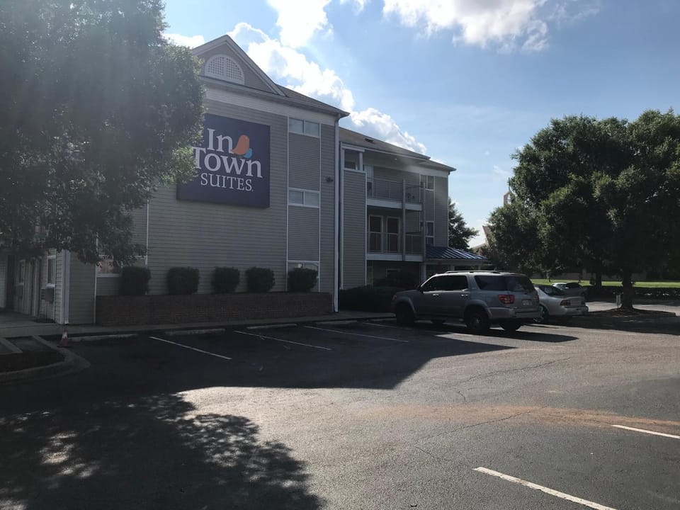 Property building, Location, Parking