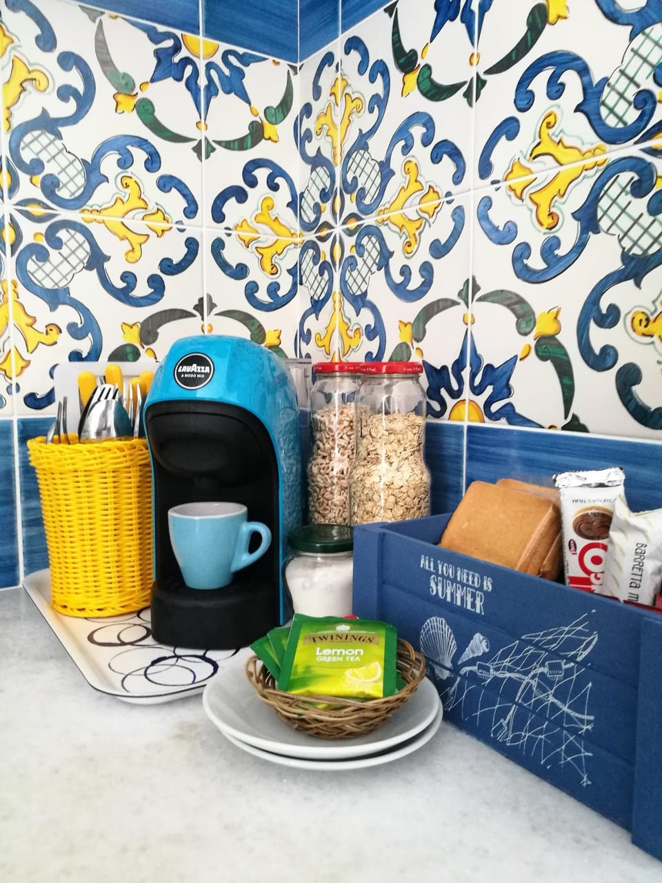 Coffee/tea facilities