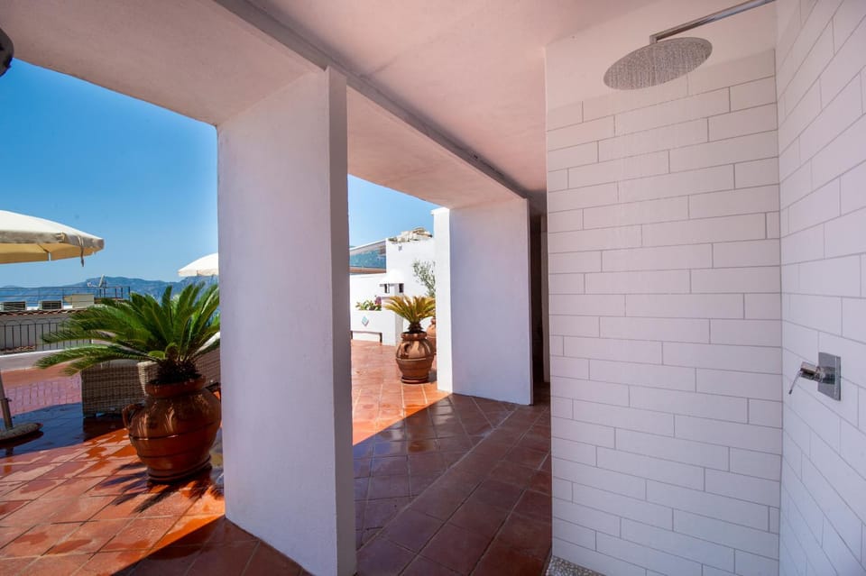 Shower, Balcony/Terrace