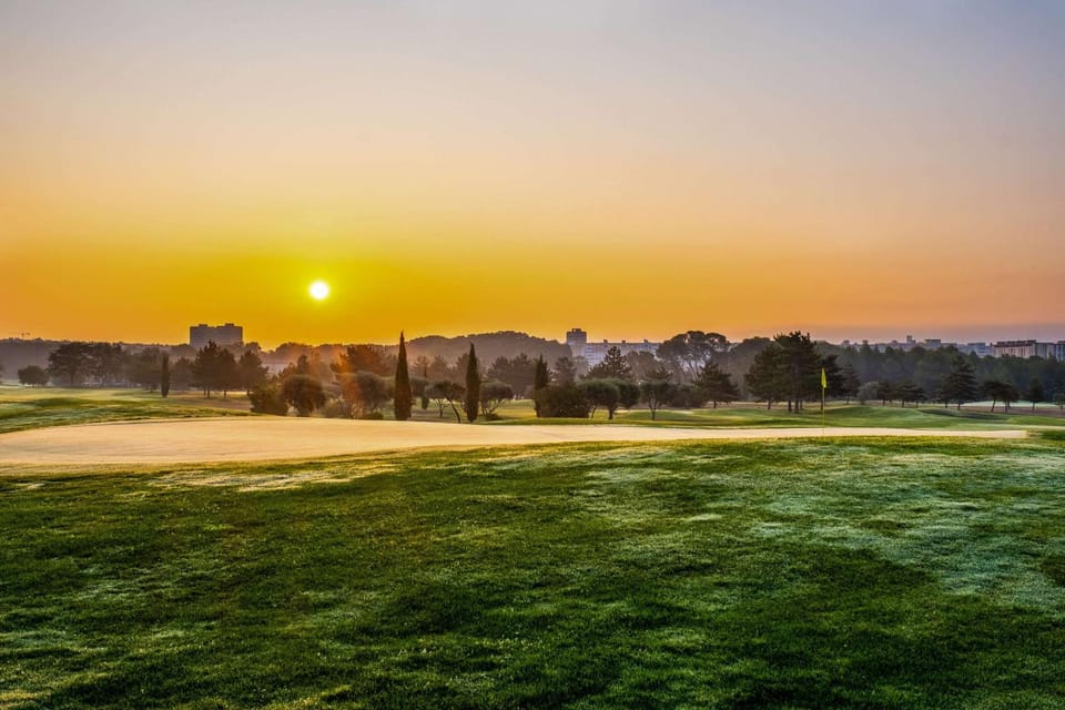 Natural landscape, Garden, Golfcourse, View (from property/room), On site