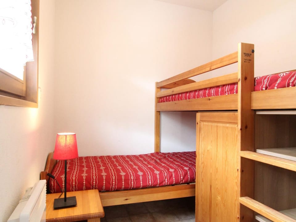 Appartement spacieux 6 pers avec parking et WIFI, pieds des pistes Val Cenis - FR-1-508-29 Apartment in Piedmont